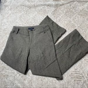 Mid rise trousers